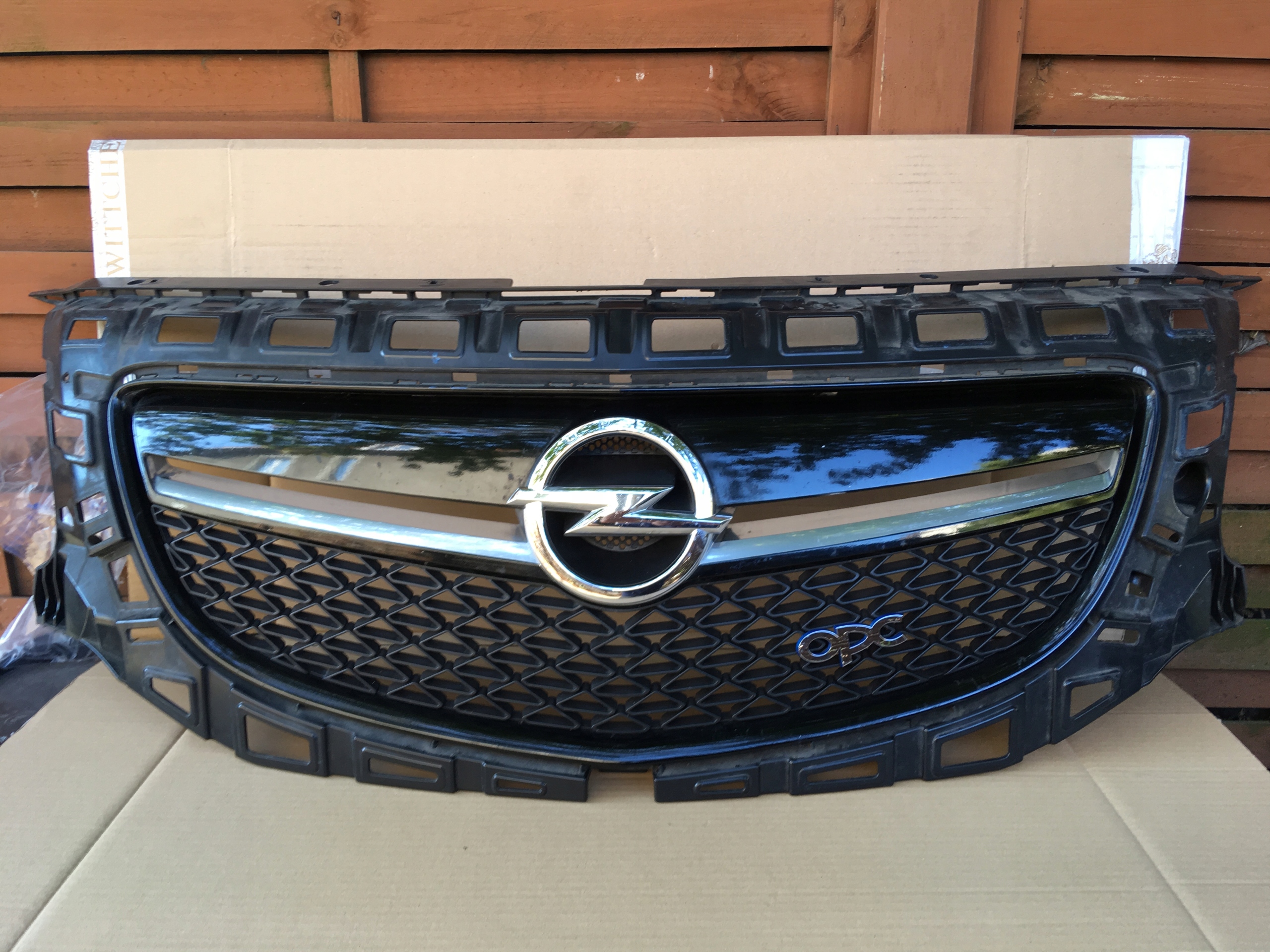 INSIGNIA OPC GRILL ATRAPA ORGINAŁ 2008 2013 7557391960 oficjalne