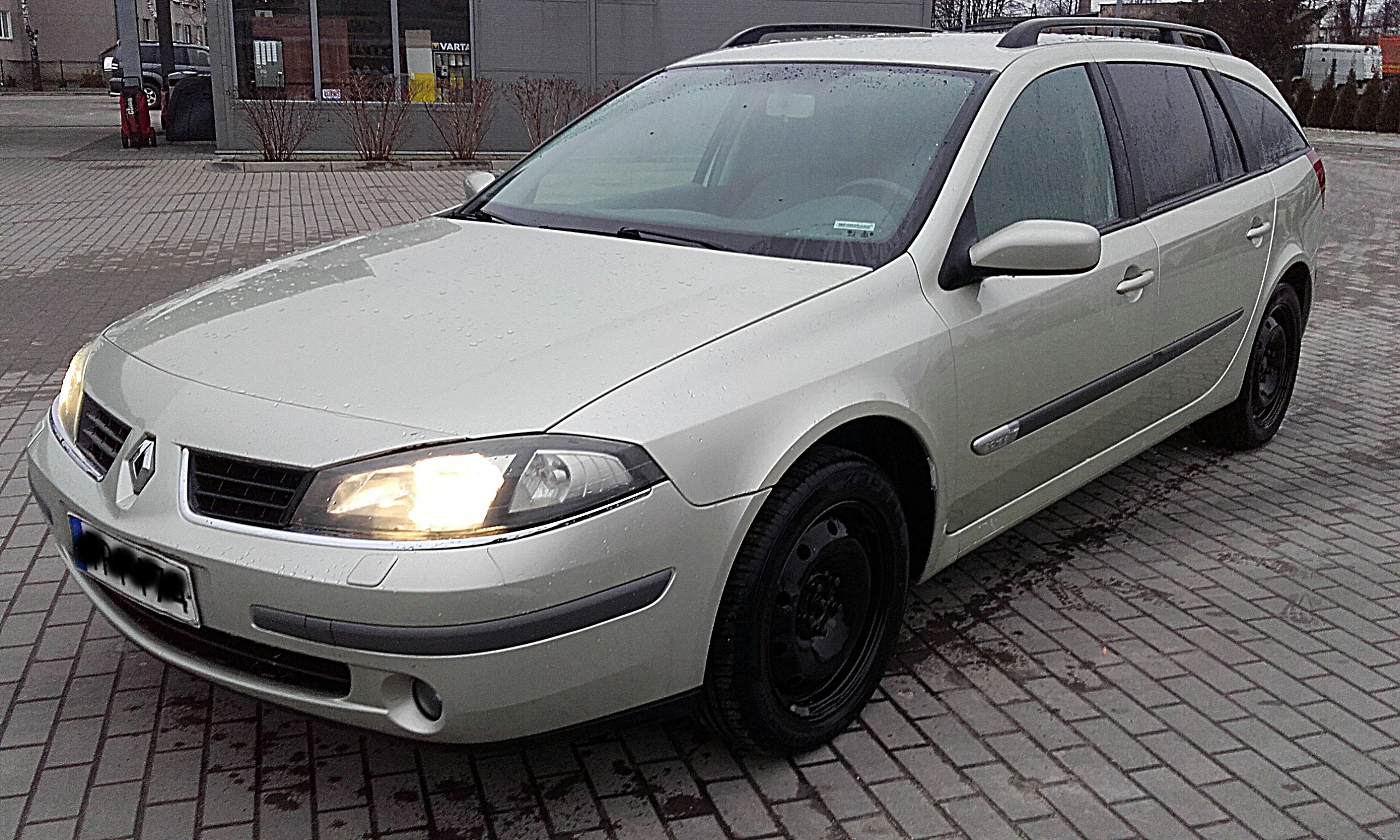 Renault Laguna Ii Lift R Kombi Benzyna Oficjalne