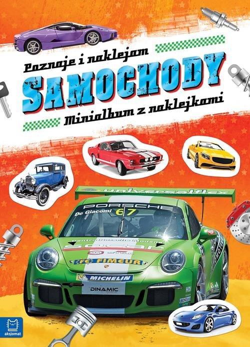 

Minialbum z naklejkami Poznaję i naklejam samochod