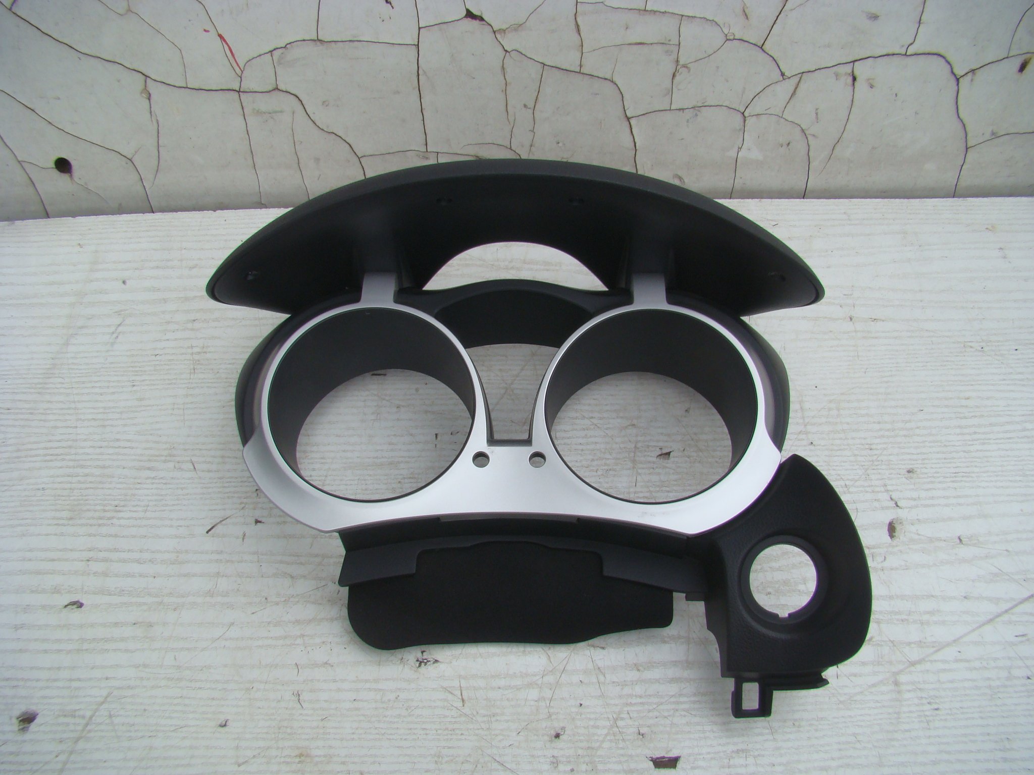 NISSAN JUKE КОРПУС РАМКА СЧЕТЧИКА