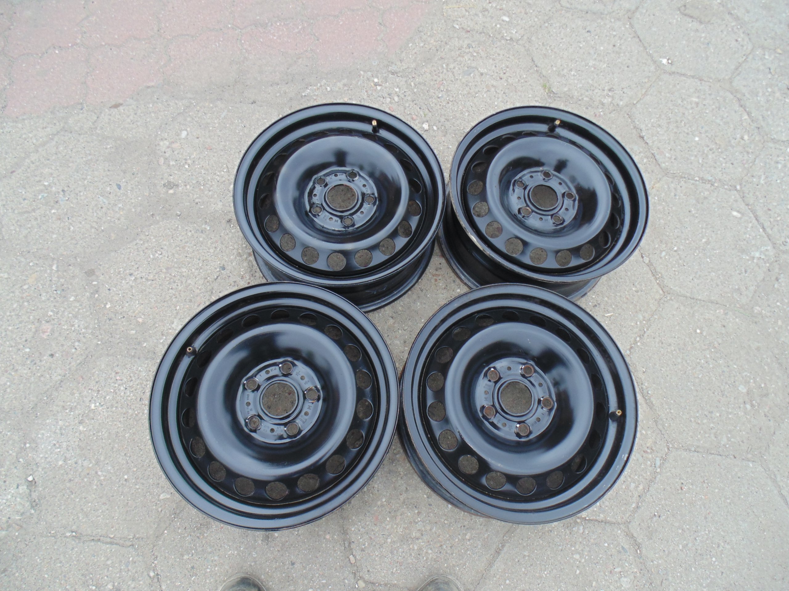 Диски 15 SKODA OCTAVIA 3 III ET43 ORGINAL як нові