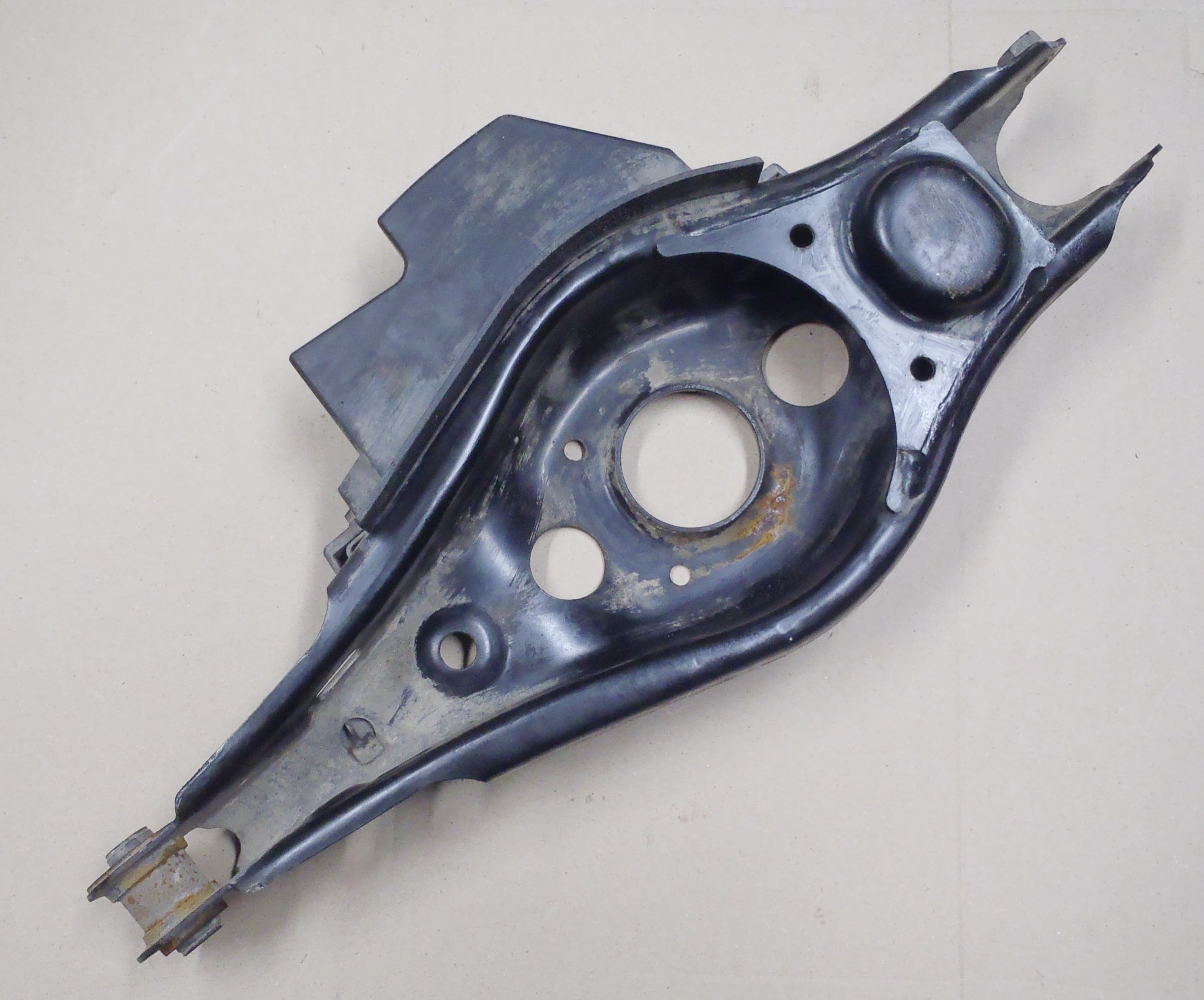 рычаг передней подвески тойота рав 4. тойота рав 4 нижний рычаг. тойота рав 4 нижний рычаг. задний нижний рычаг toyota rav4. рычаг передней подвески тойота рав 4.