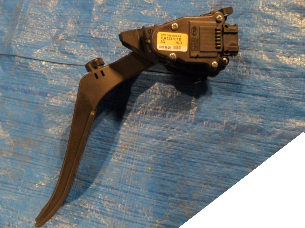 TOUAREG 10-14R ПЕДАЛЬ АКСЕЛЕРАТОРА ПОТЕНЦИОМЕТР 7L0723507D