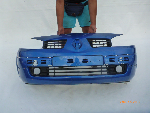RENAULT MEGANE II 02-05 БАМПЕР ПЕРЕД ПЕРЕДНИЙ