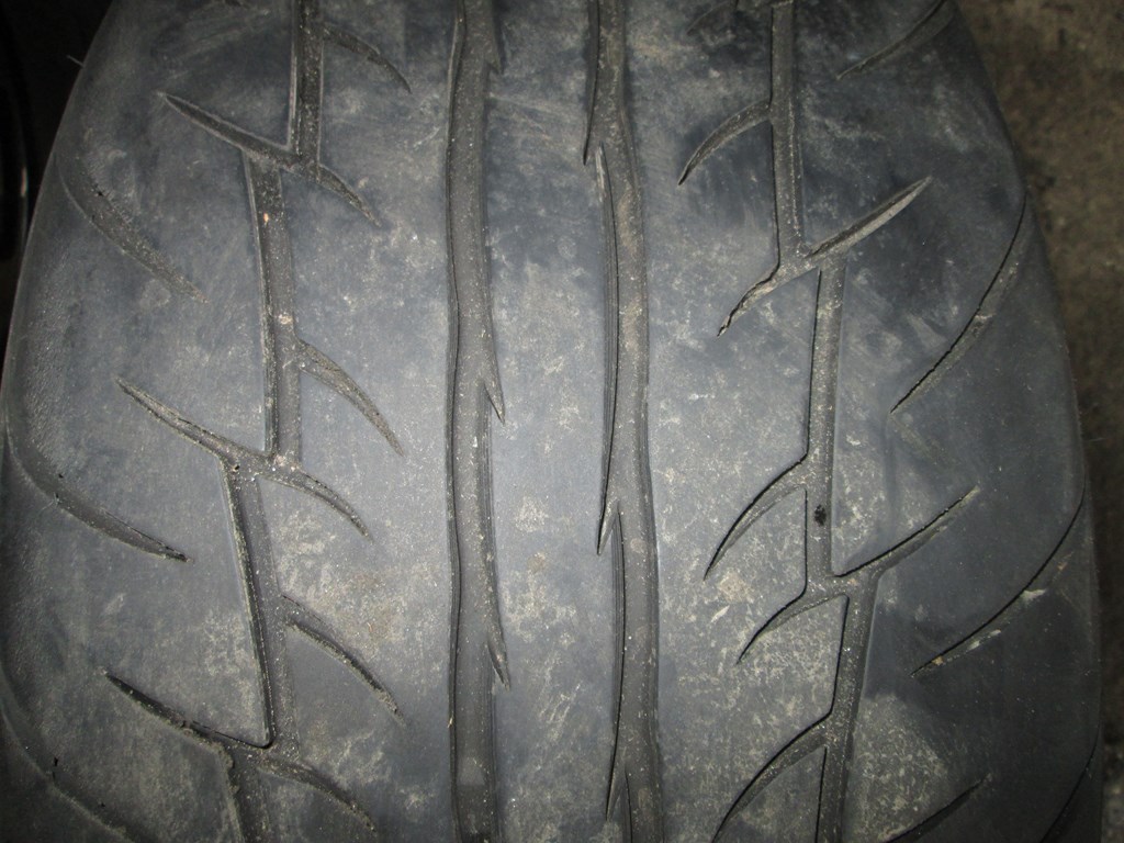 Koła felgi opony Audi A5 A-5 8T0 R19 Rodzaj opon Letnie