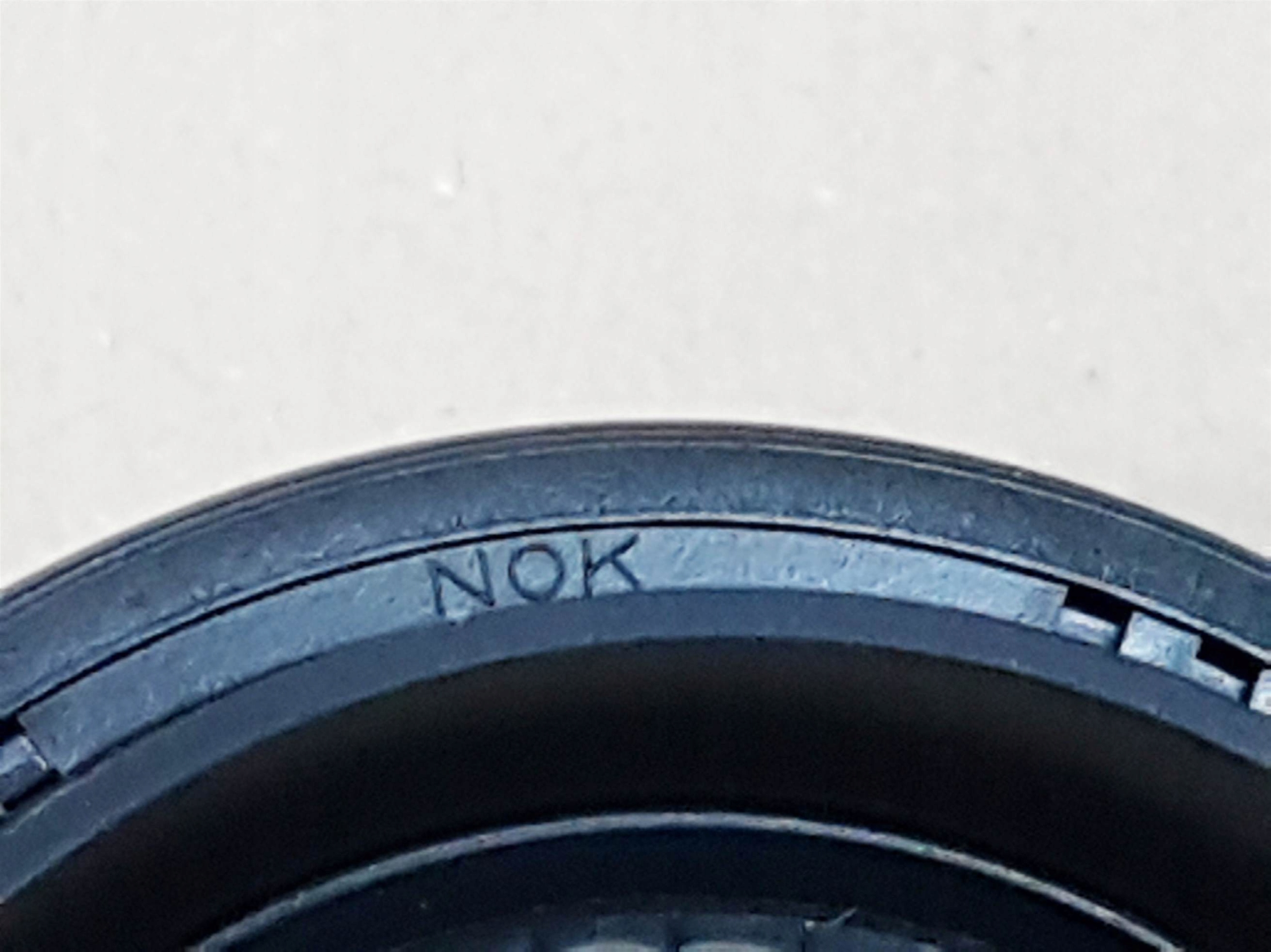 TOYOTA IQ 08 14 SIMERING USZCZELNIACZ POLOSI PRAWY Car type Passenger cars