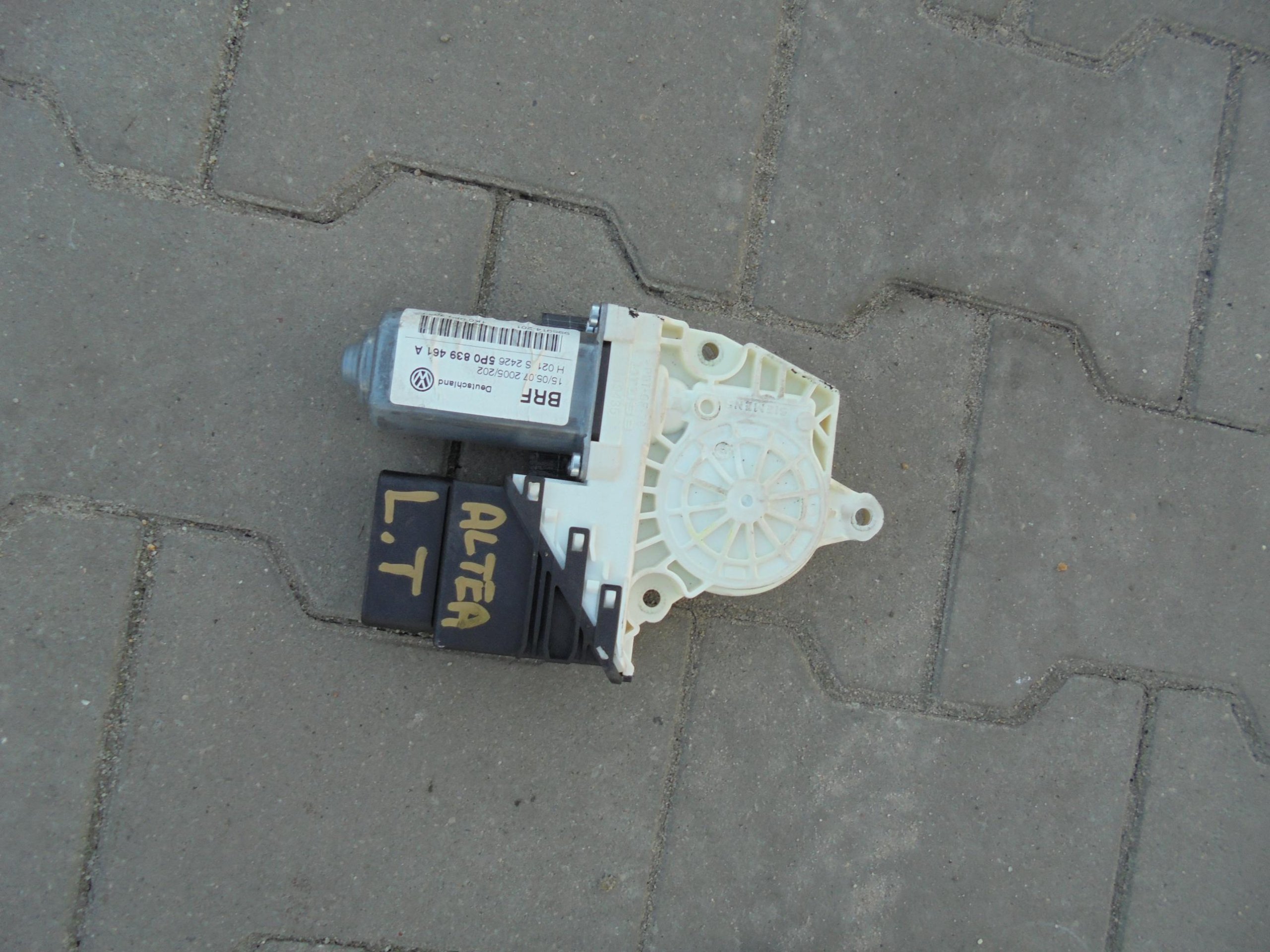 ЕЛЕКТРОДВИГУН СКЛО ЛІВИЙ TYLp0839461a SEAT ALTEA