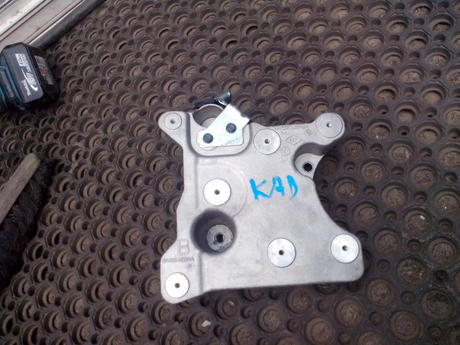 ЛАПА БАЗА RENAULT KADJAR
