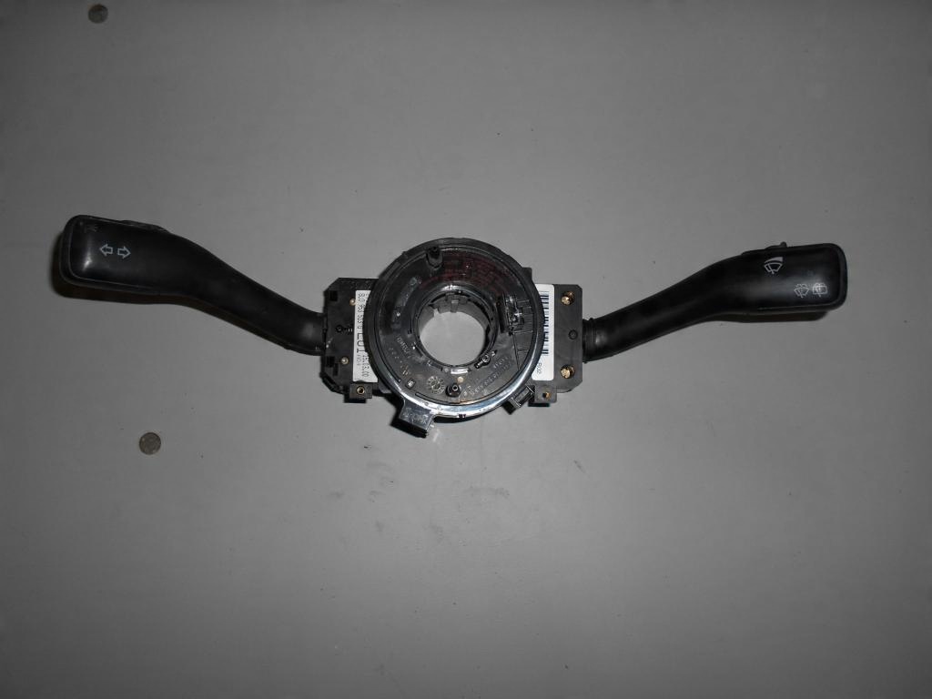 ПЕРЕКЛЮЧАТЕЛЬ КОМБИНИРОВАННЫЙ TASMA SKODA FABIAl0953513g