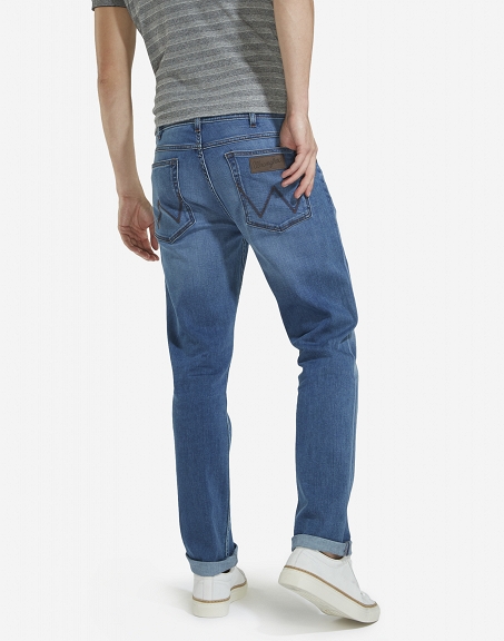 SPODNIE WRANGLER GREENSBORO W15QMU91Q R. W33 L30 Rozmiar 33/30