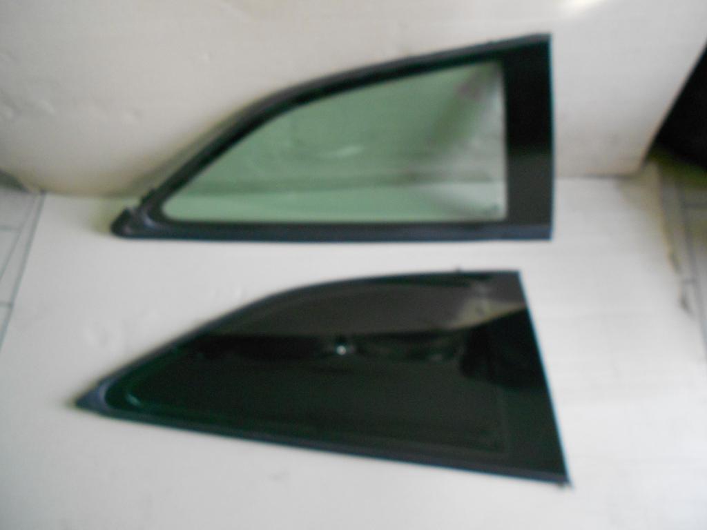 AUDI A5 Скло заднє бокове праве