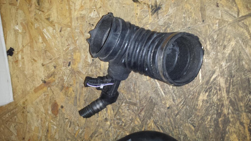 ШЛАНГ ASTRA INSIGNIA 1.6 T 13256856