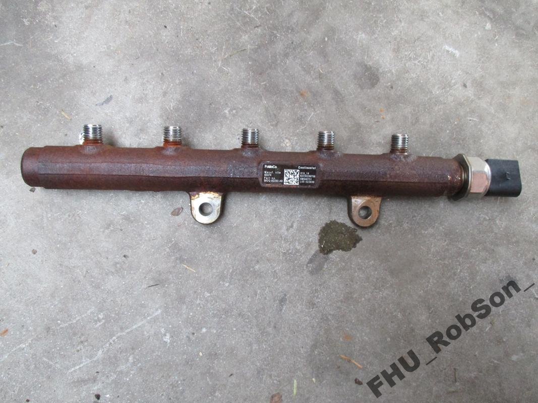 FORD TRANSIT 2.2 зад топливная рейка