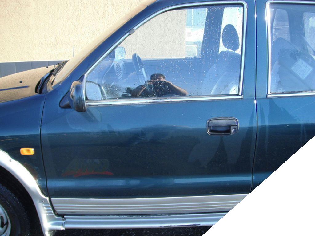 KIA SPORTAGE LIFT 99- ZAMEK Z DRZWI LEWY PRZÓD