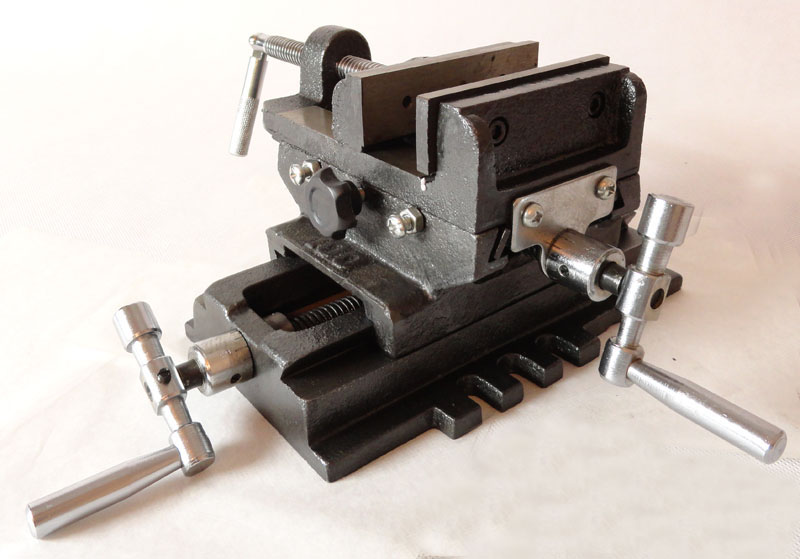 IMADŁO MASZYNOWE KRZYŻOWE DWUOSIOWE 100mm TOKARKA Rodzaj imadła maszynowe