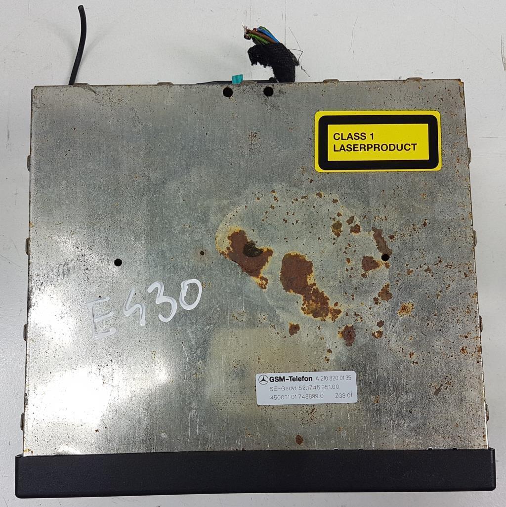 MODUŁ TELEFONU W210 4.3 A2108200135 Producent części Mercedes-Benz OE