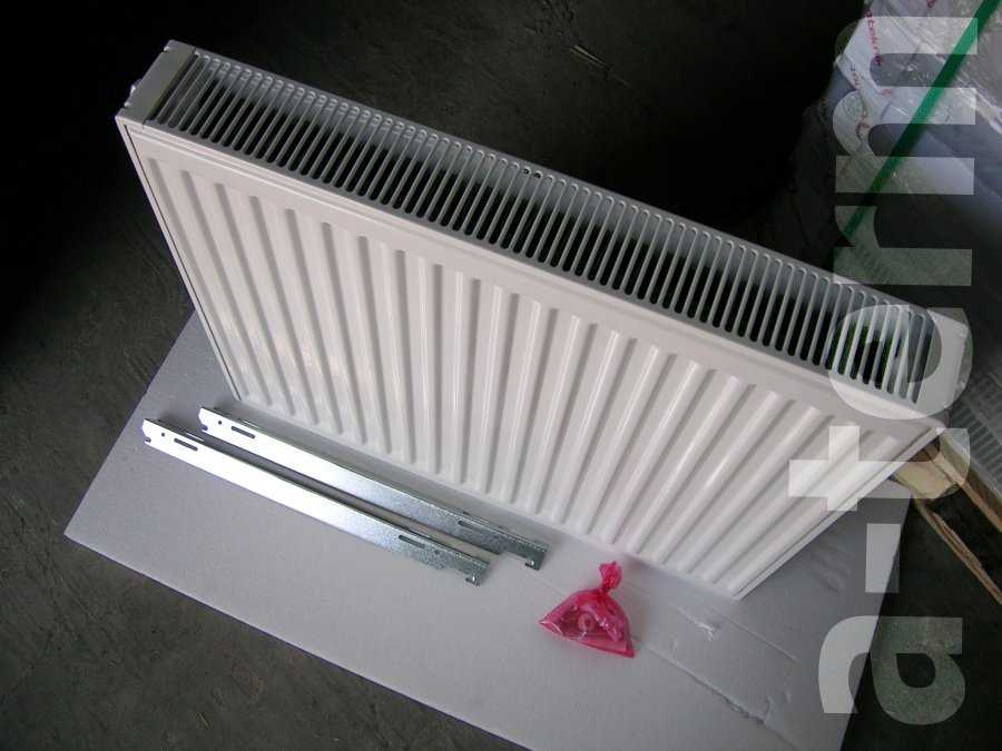 GRZEJNIK panelowy V22 600x1400 2981W/90° ! JAKOŚĆ! Wysokość 600 mm