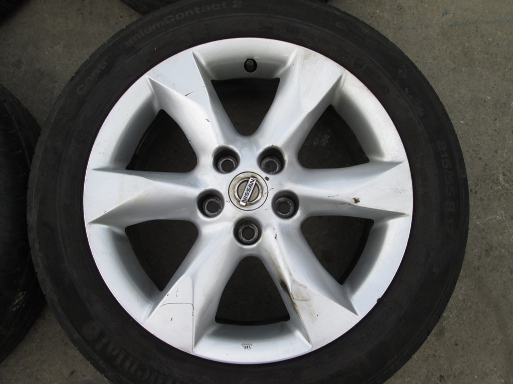 wheels discs tyres Nissan Juke 17"