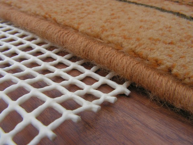 MATA ANTYPOŚLIZGOWA 60 pod dywan chodnik ^*Q1759 EAN (GTIN) 5904145670560