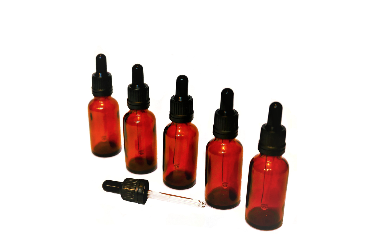 

Butelka Szklana 30 ml z Pipetą Czarną x 5 szt