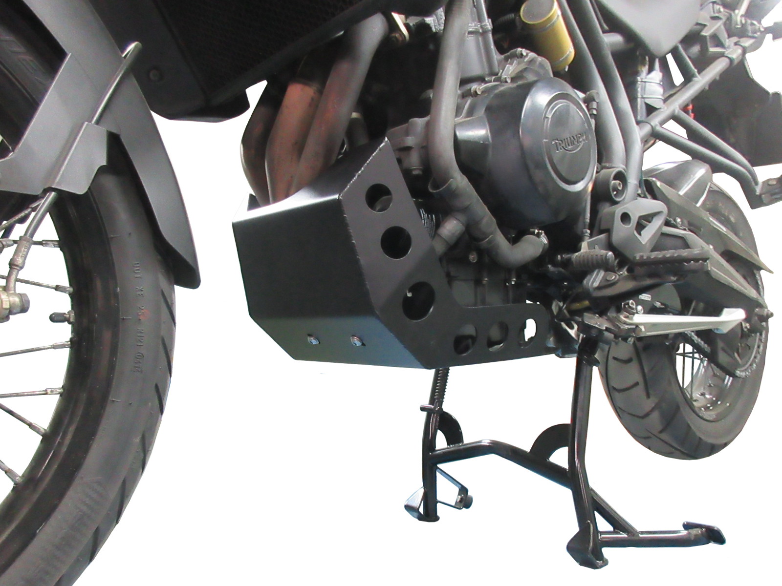 TRIOS0101CM1G - КРЫШКА ДВИГАТЕЛЯ HEED BLACK STEEL TRIUMPH TIGER 800