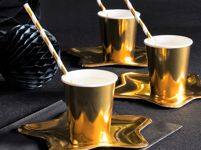 KUBKI KUBECZKI PAPIEROWE ZŁOTE GODY 18 50 URODZINY EAN (GTIN) 5904610116272