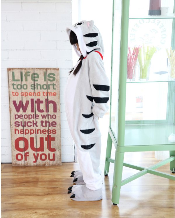 PIŻAMA KOT DZIECIĘCA ZWIERZĘTA KIGURUMI ONESIE Rozmiar 105