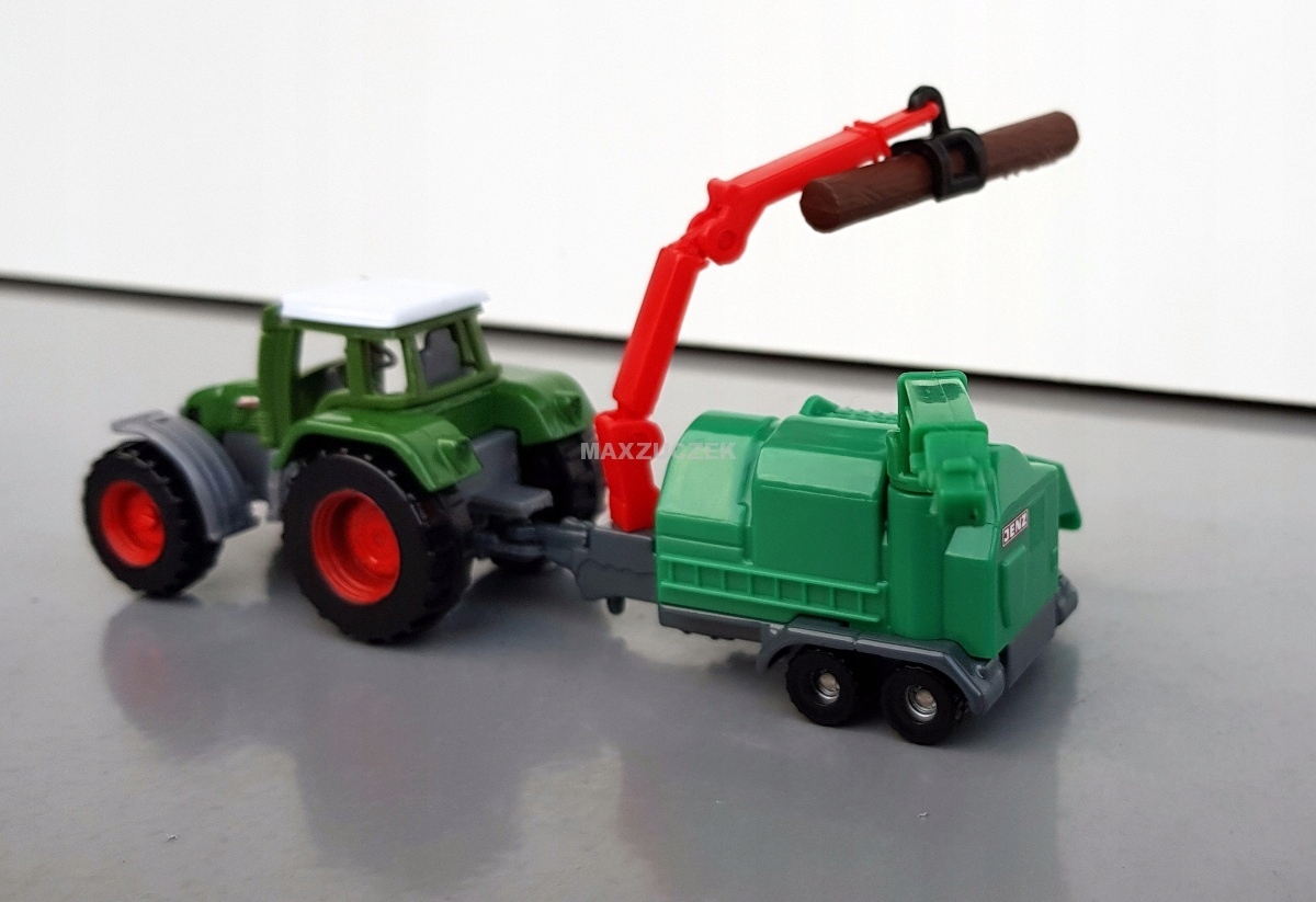 SIKU 1675 TRAKTOR FENDT + RĘBAK DO DREWNA Efekty brak