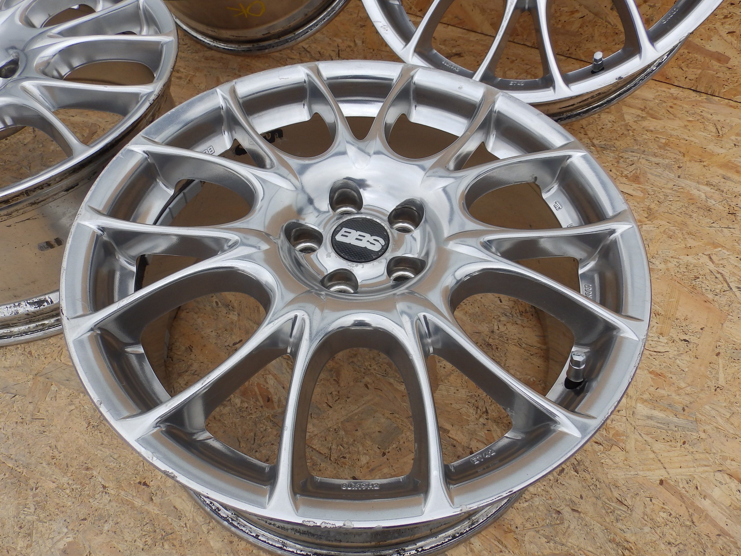 Комплект  felg BBS 8jx19h2 Et42 5x108 FERRARI VOLVO Otwór центральний ( mm ) 63 , 3 foto 5