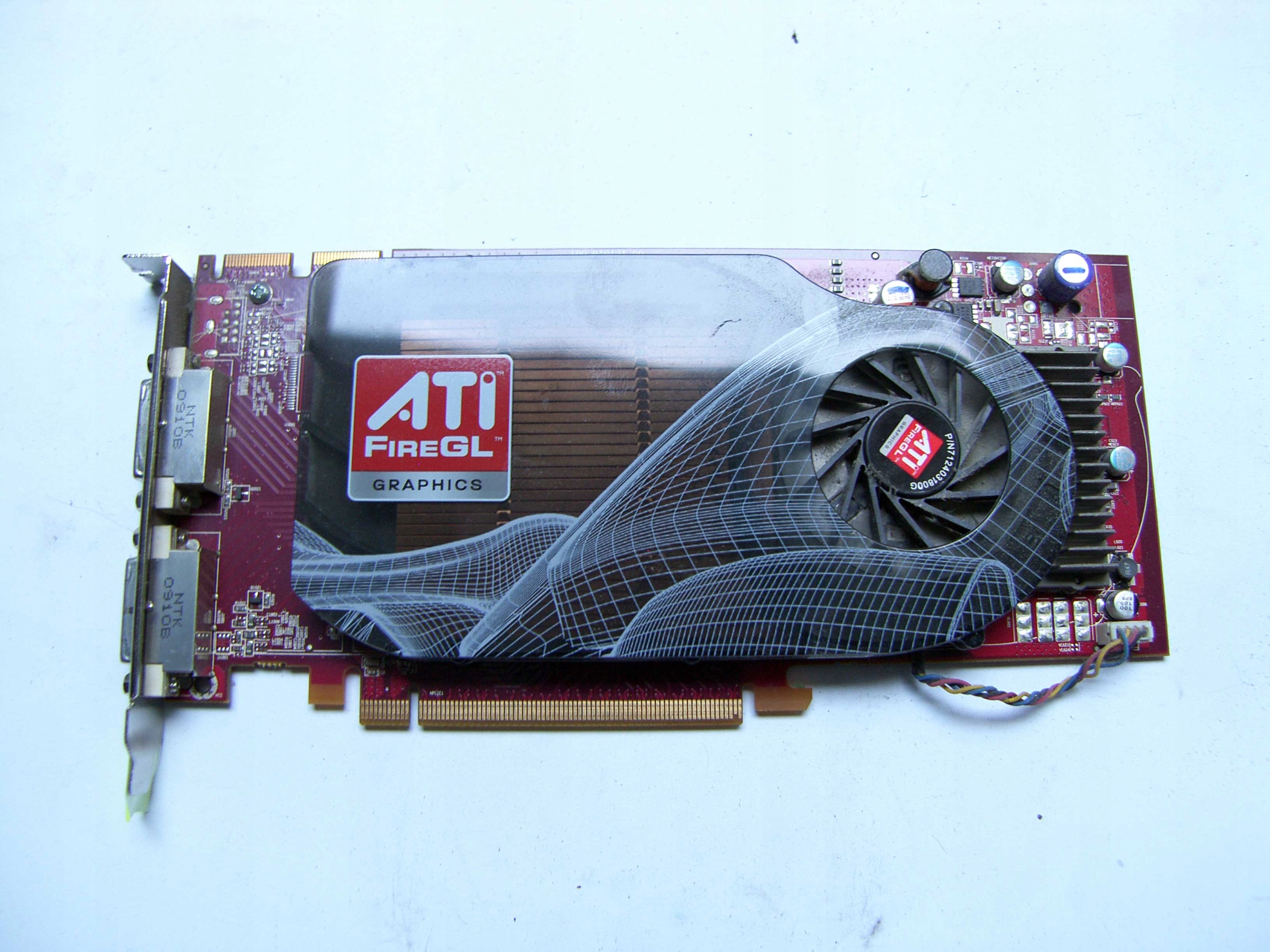 PCI-E ATI FIRE GL V5600 512 MB DDR3 ATI 100% OK 3kD