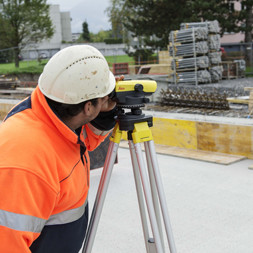 Niwelator optyczny Leica NA524 [Statyw + łata] SET Marka Leica