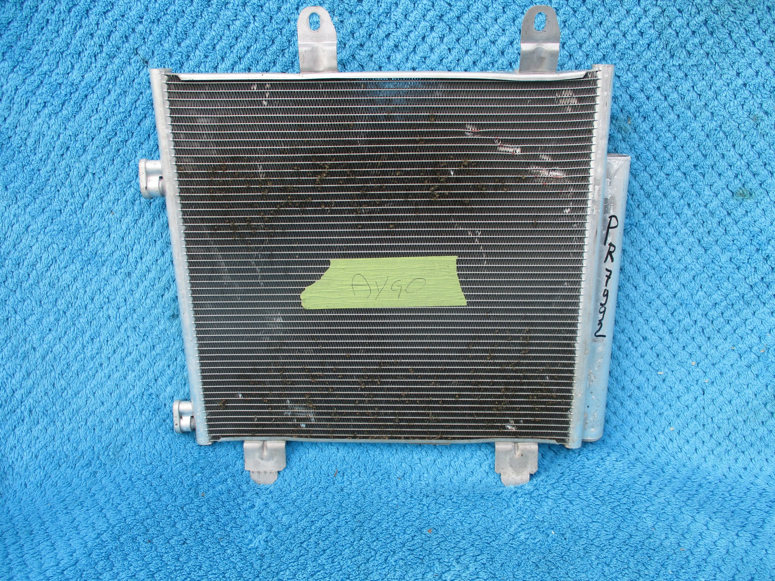 Toyota OE8450yv020 радиатор кондиционера
