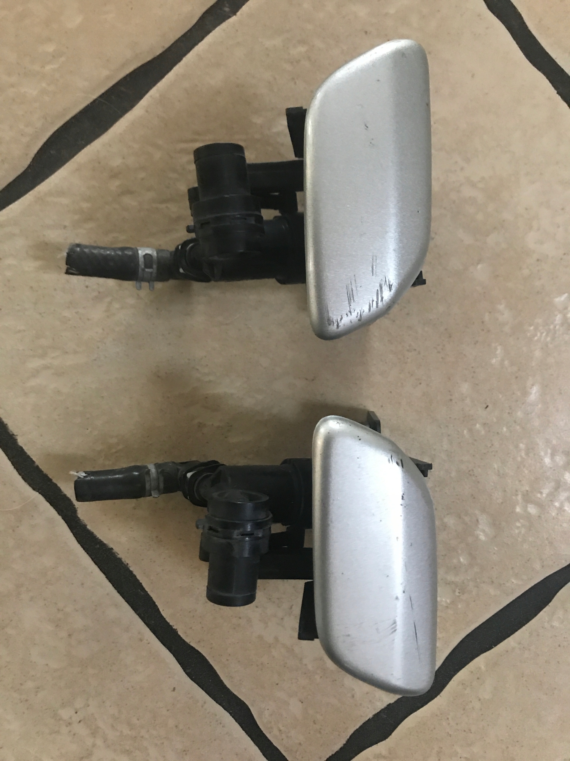 Toyota Auris 07-09 шайба лампы оригинал