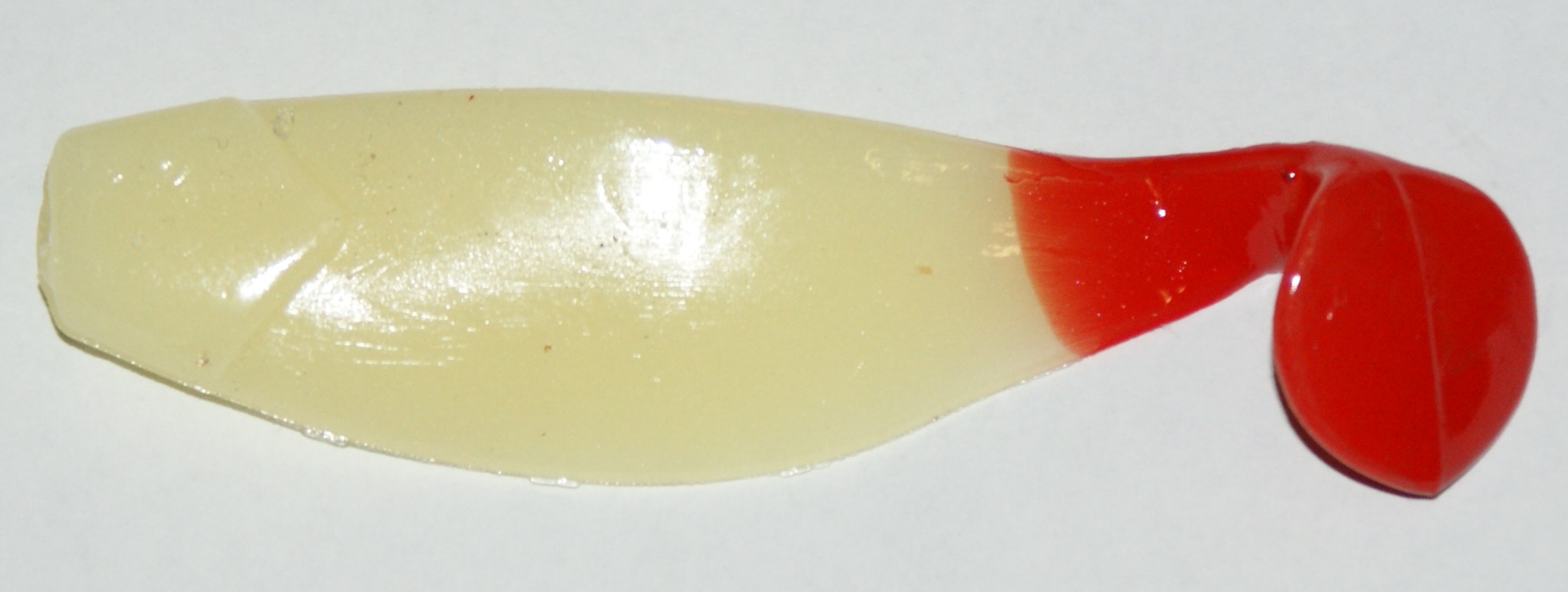 

Manns Ripper 80mm Perła fluo świecąca czerwon.ogon