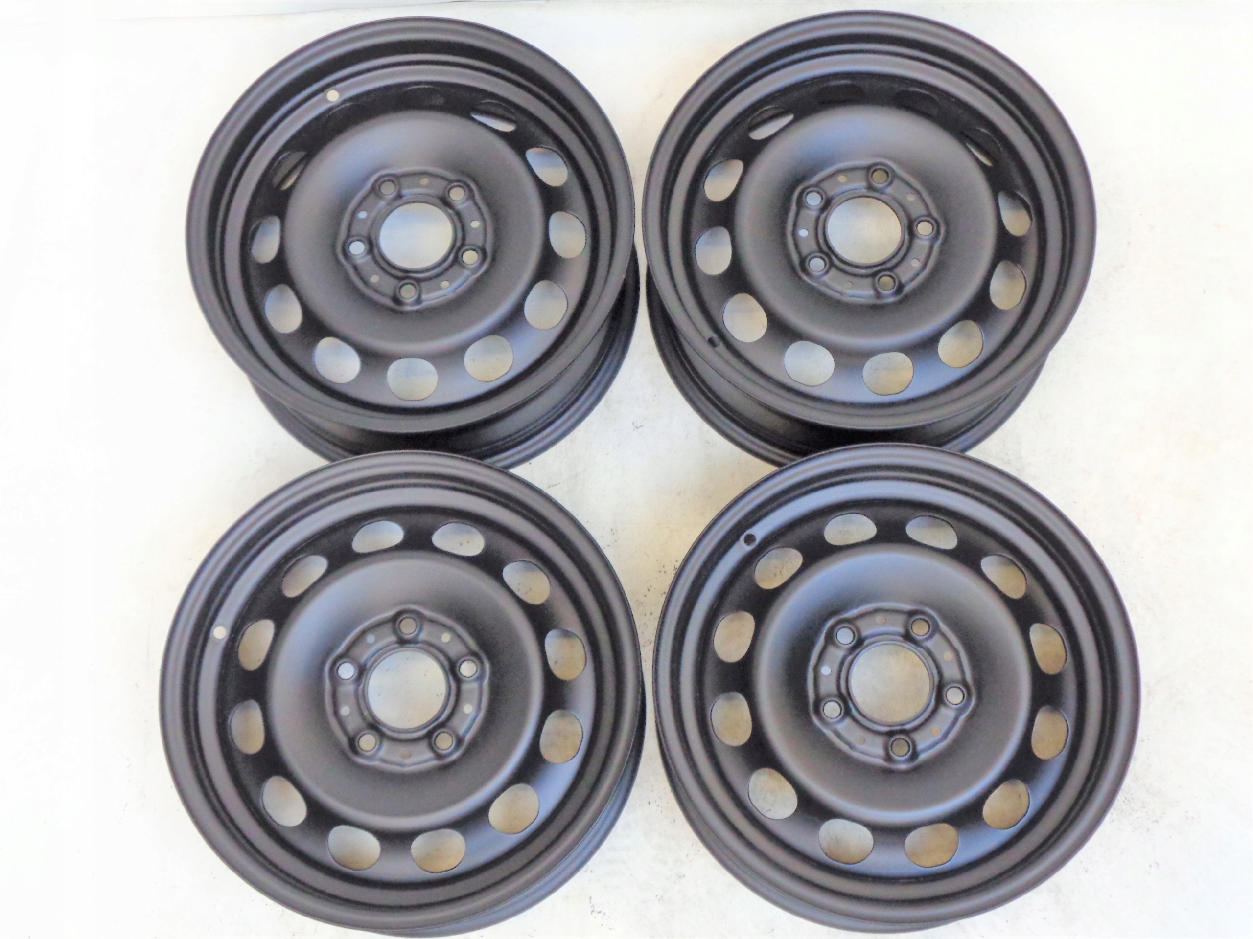 FELGI STALOWE 16 BMW 1 ET42