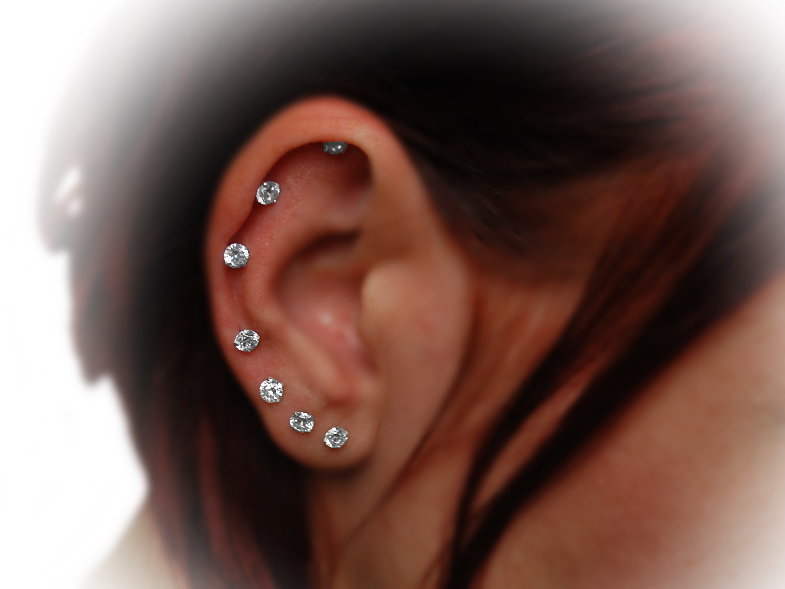 PR.925 SREBRNE KOLCZYKI OKRĄGŁE CYRKONIE 0.3 PARA Marka Inna marka