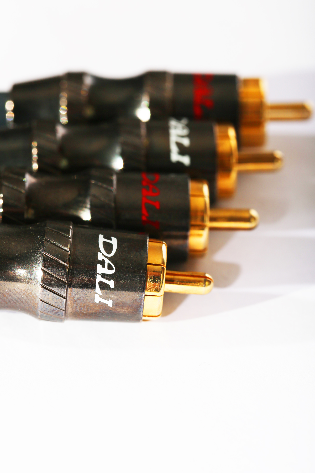 Dali Hi Endowy interconect długi 2x 120 cm Złącza 2x RCA (cinch) - 2x RCA (cinch)