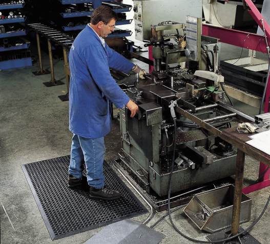 Mata gumowa z drenażem NOTRAX Sanitop 91 x 152 cm Szerokość produktu 91 cm