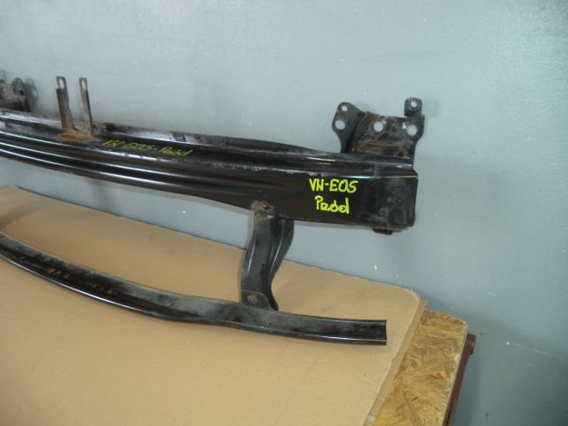 VW EOS 1Q0 BELKA POD ZDERZAK PRZÓD PRZEDNI Strona zabudowy przód