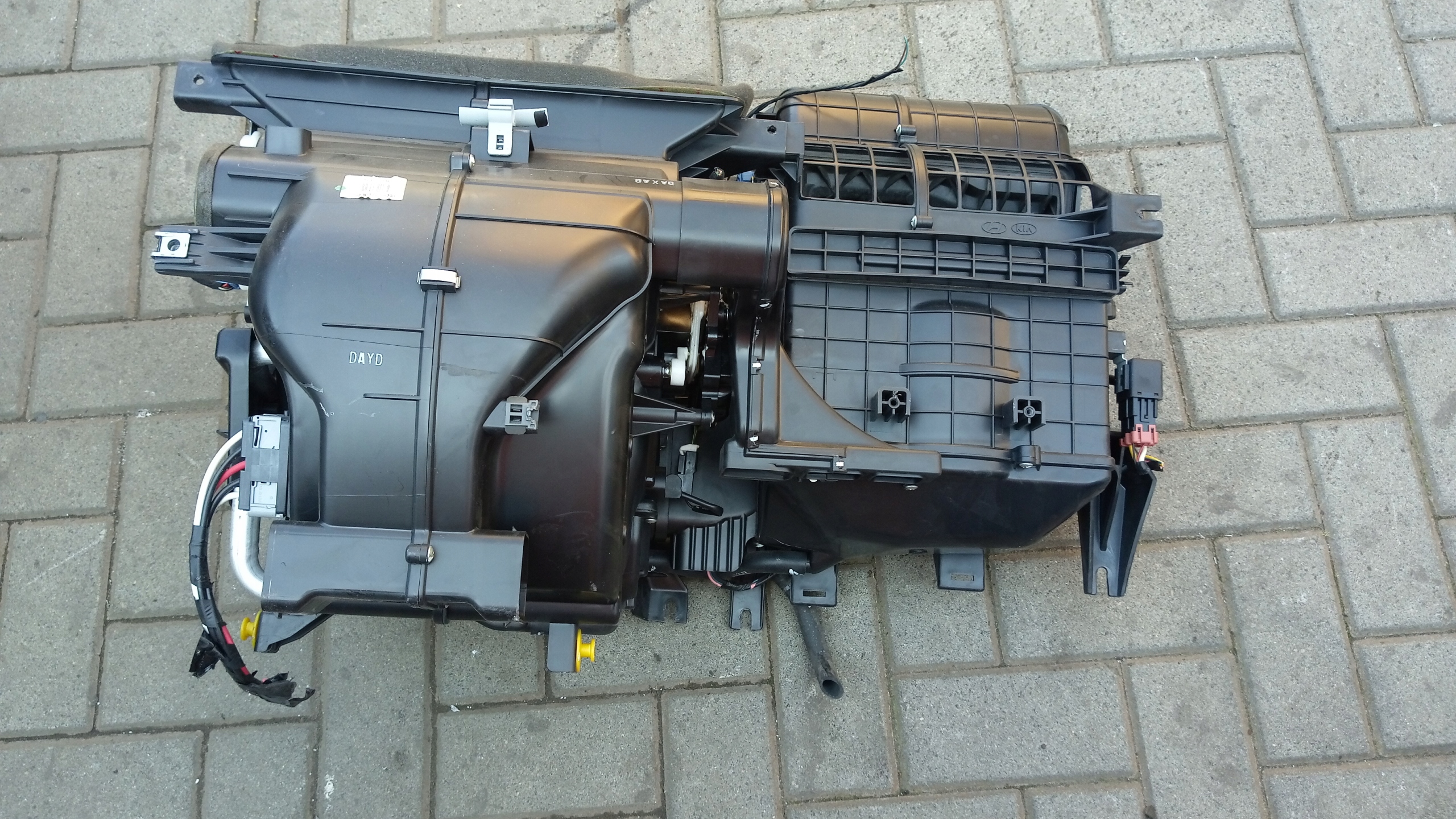 KIA PRO CEED 06-12 1.6 CRDI НАГРЕВАТЕЛЬ