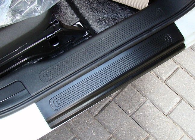 NAKŁADKA PROGOWA OSŁONA NA PRÓG CITROEN NEMO Typ samochodu Samochody dostawcze