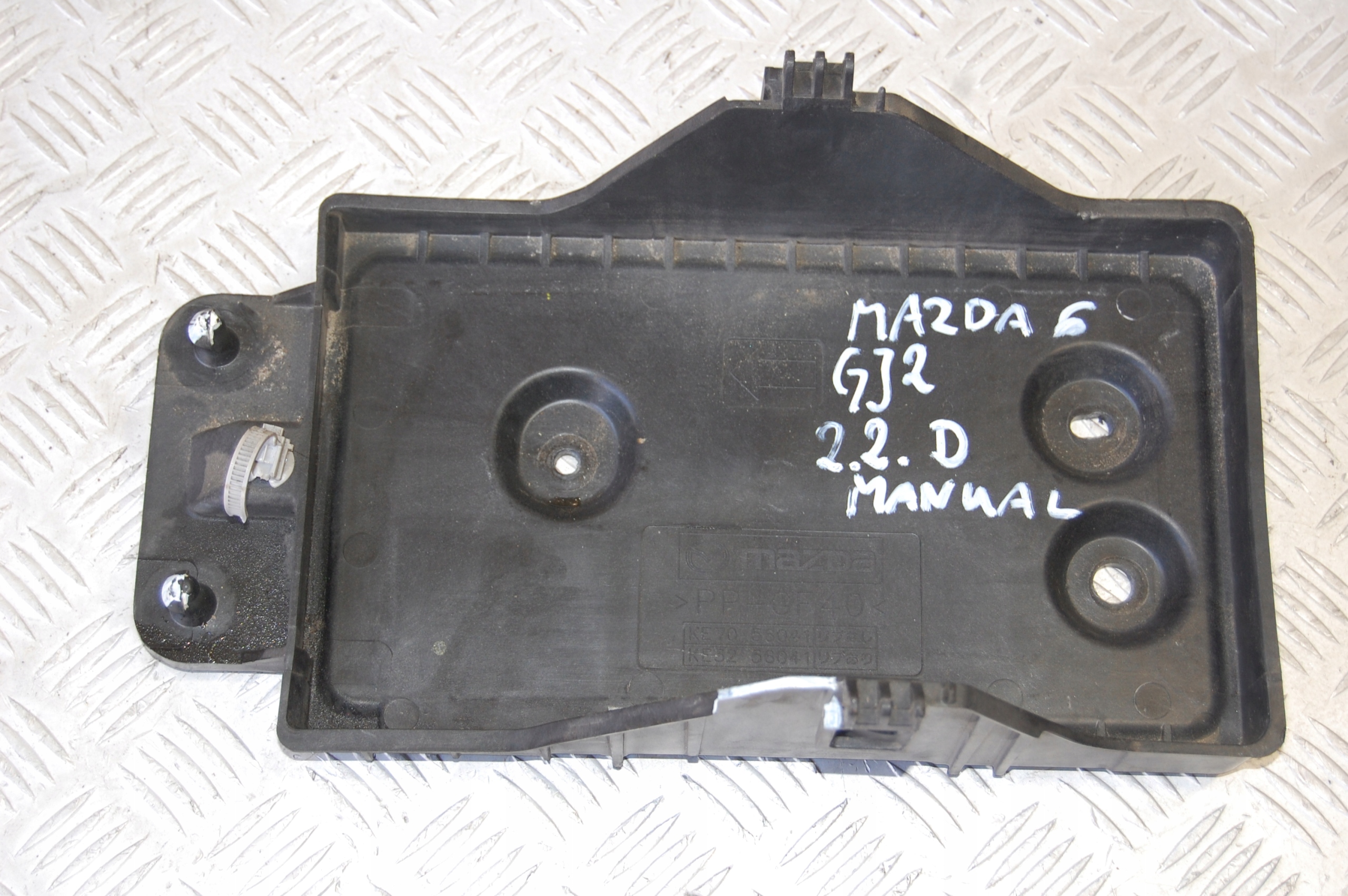 držač akumulatora MAZDA 6 VI GJ LIFT