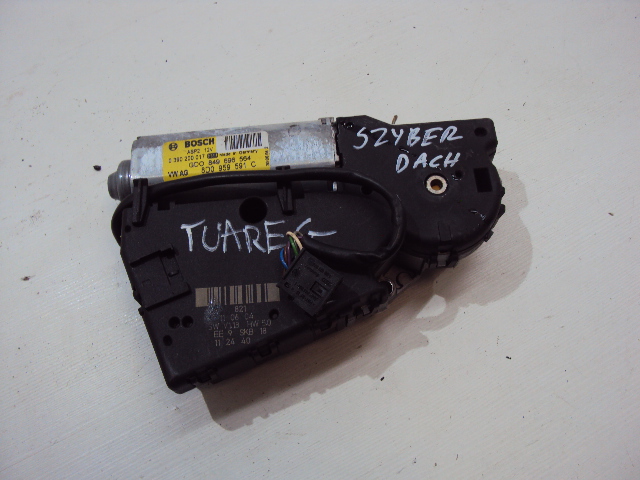SILNICZEK SZYBERDACHU VW TOUAREG
