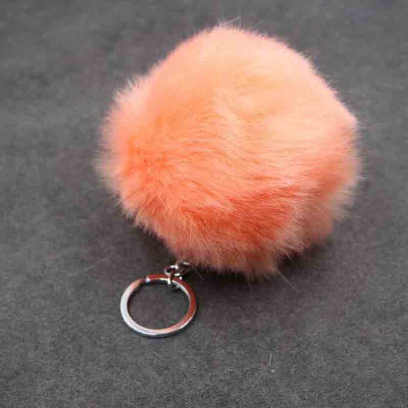 POMPON BRELOK FUTRO KEYCHAIN ZAWIESZKA DO KLUCZY Cechy dodatkowe pompon maskotka
