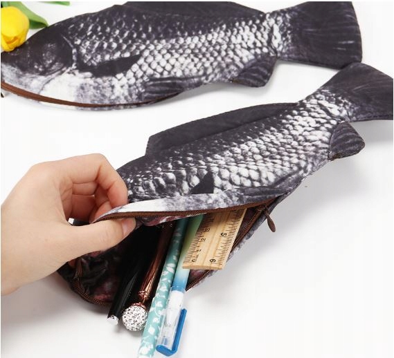 PIÓRNIK TUBA KOSMETYCZKA RYBA KARP WIGILIA FISH Marka inna