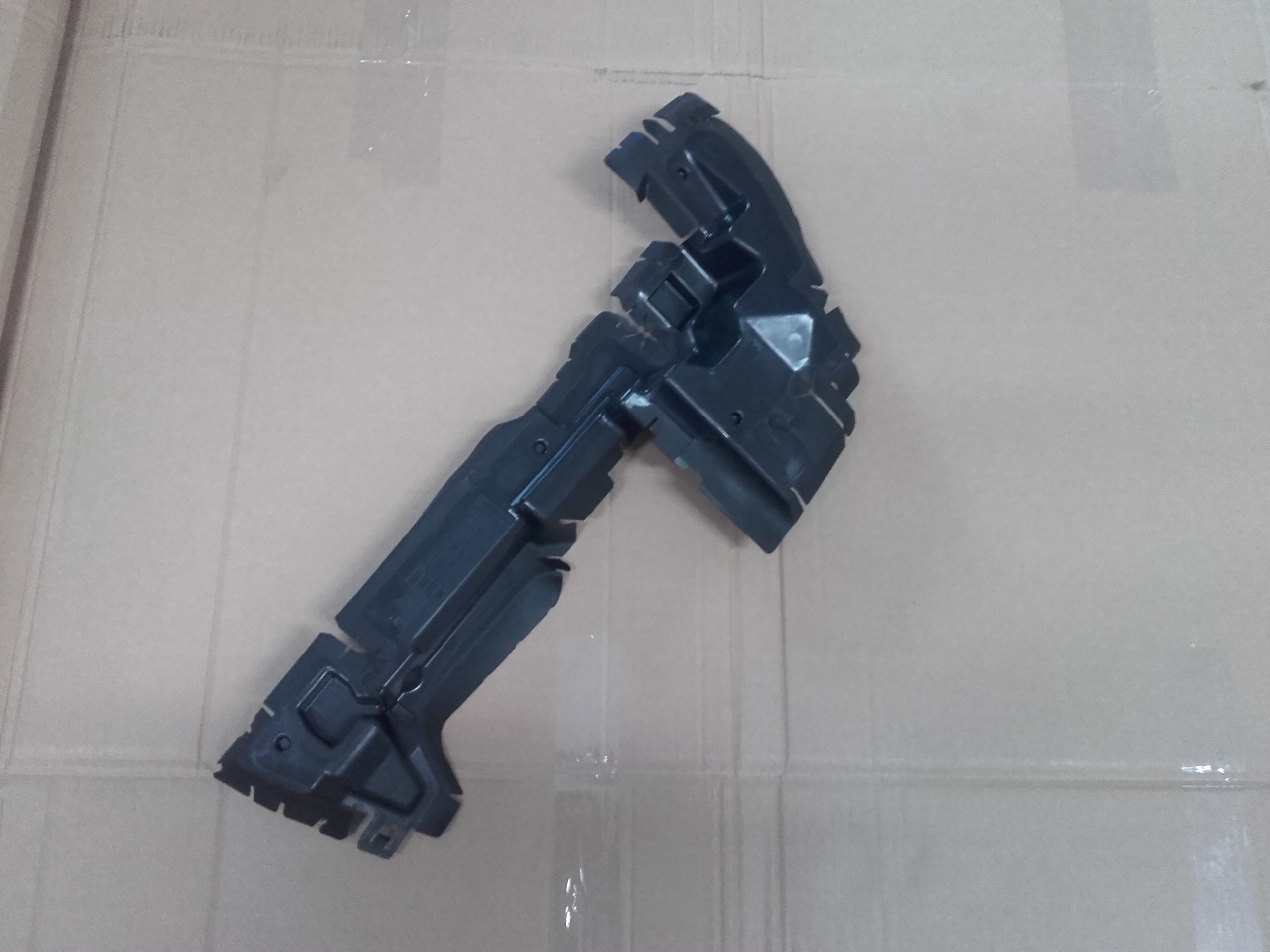 NOWA OSŁONA OBUDOWA ŁAPACZ CHŁODNICY RH JUMPY EXPERT VIVARO C PROACE