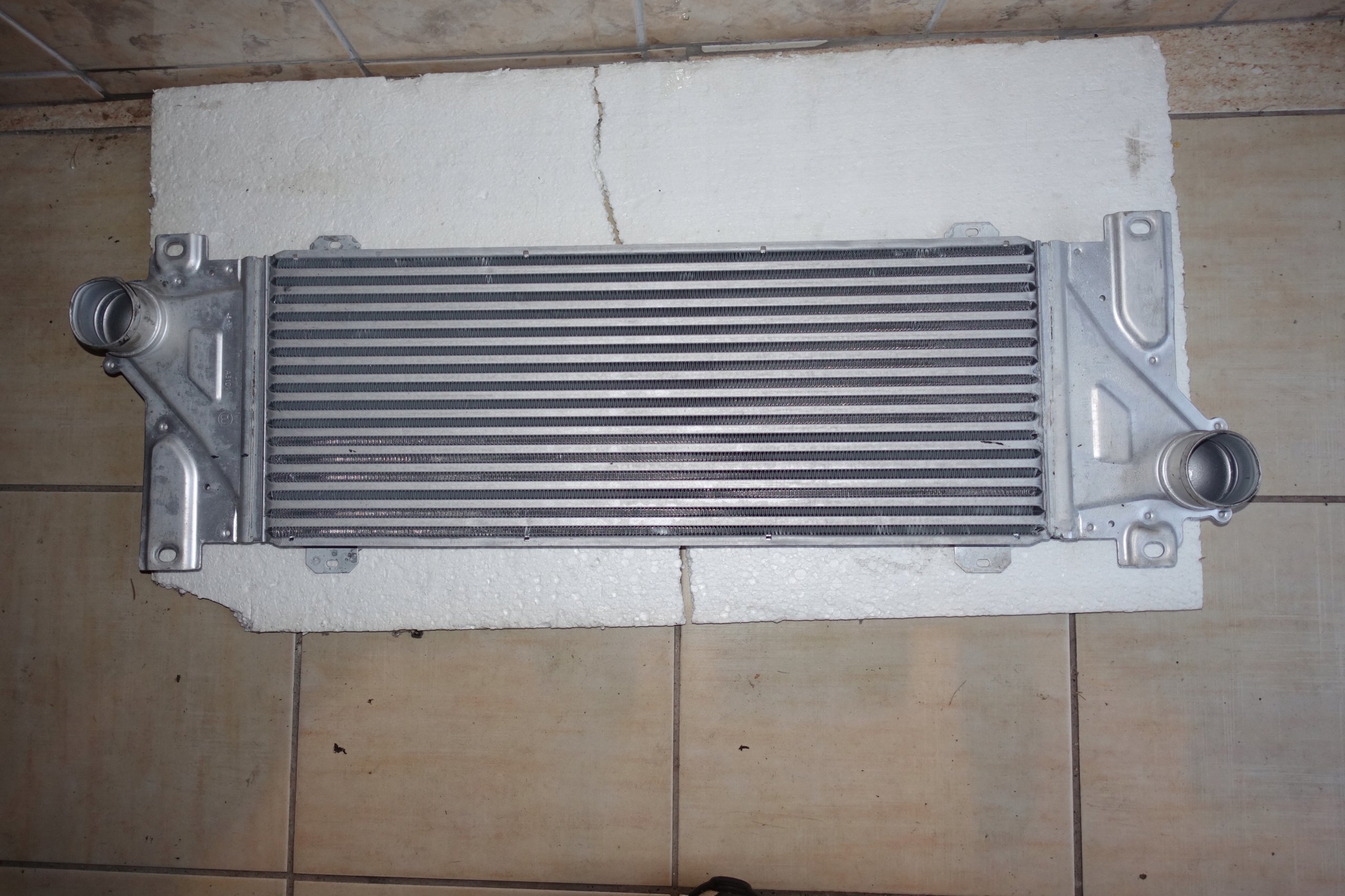 Intercooler Mercedes Sprinter Behr 9015011001 3 za 600 zł z Konin