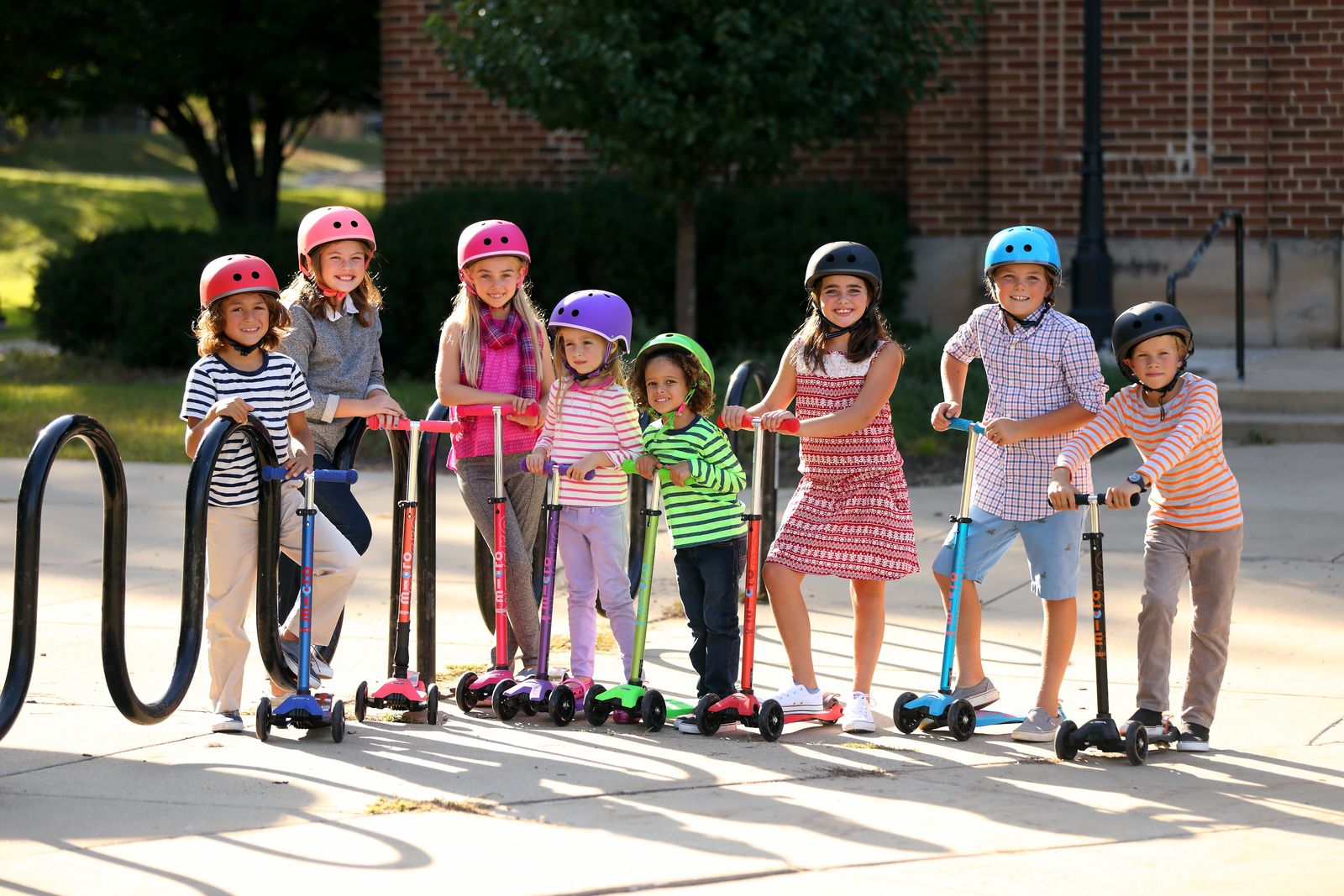 HULAJNOGA MAXI MICRO DELUXE SHOCKING PINK MMD035 Wiek dziecka 5 lat +