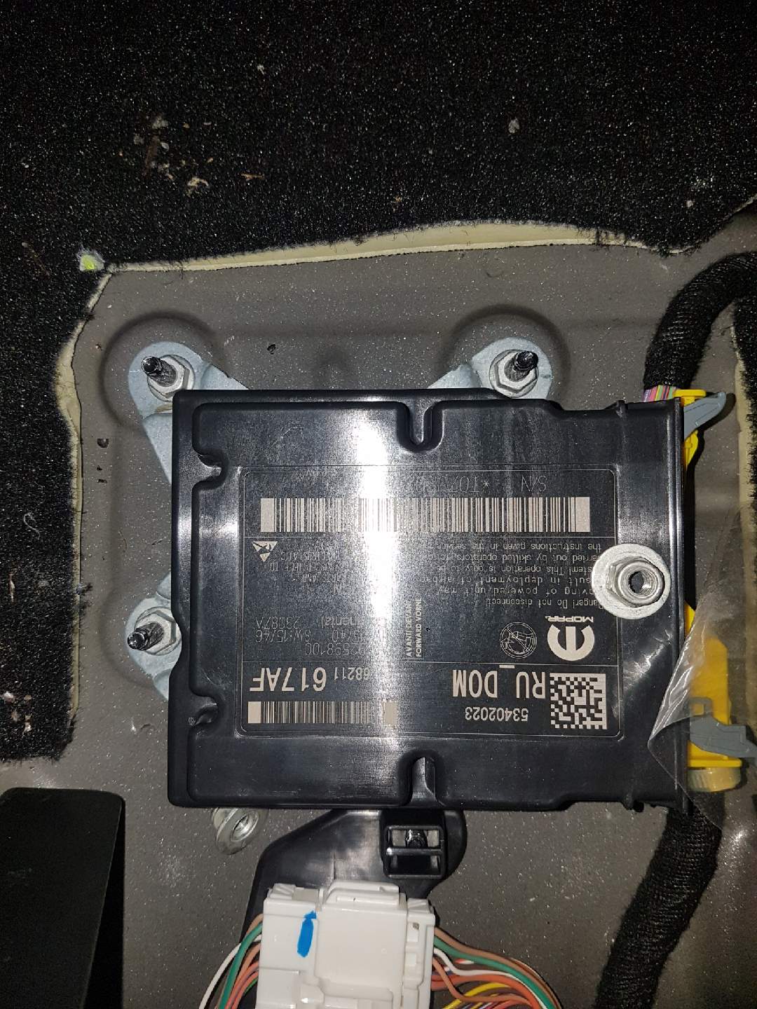 68211617AG - PACIFICA 2016-2020R МОДУЛЬ ВОДИТЕЛЯ ПОДУШКИ БЕЗОПАСНОСТИ