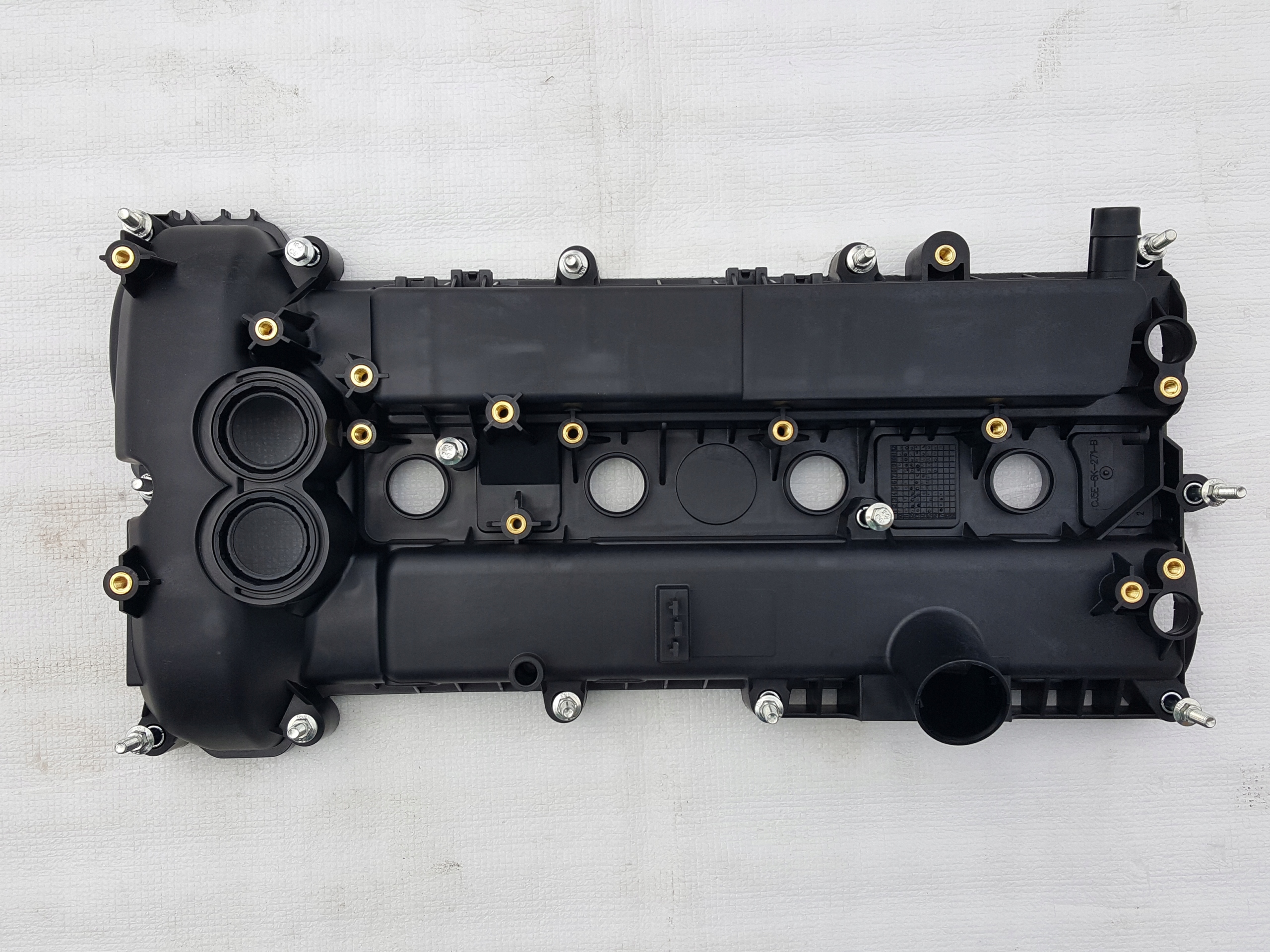CJ5E-6K271-B - FOCUS MK3 LIFT 2.0 ECOBOOST КРЫШКА КЛАПАНА